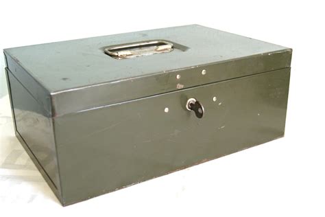 vintage heavy metal lock box with side handles and key|Vintage Metal Box With Lock .